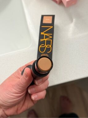 NARS Cream Bronzer Stick — Medium Brown